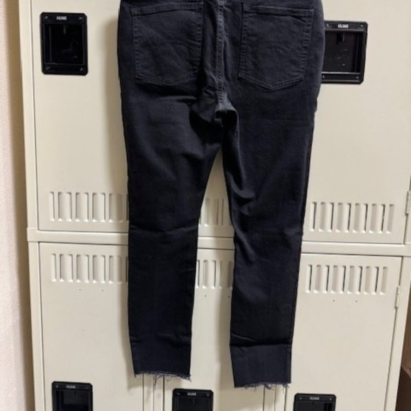 Dickies Women's Perfect Shape Skinny Fit Jean - EUC - Picture 2 of 2